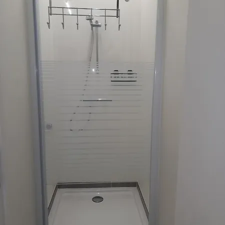 Chez Jean-claude Pour Seulement 2 Personnes Et Un Seul Lit Bed and Breakfast